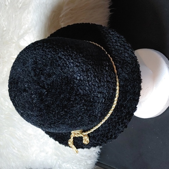 Vintage Eaton Trilby Black with Gold Cord Chenille Hat - Picture 3 of 11